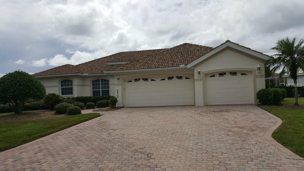 Property Photo:  6812 Coyote Ridge Court  FL 34201