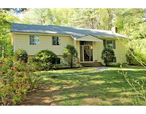 Property Photo:  10 Fox Run Rd  MA 01730 