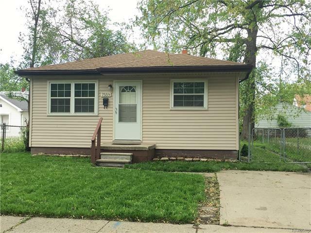 Property Photo:  7559 Orchard Avenue  MI 48091 