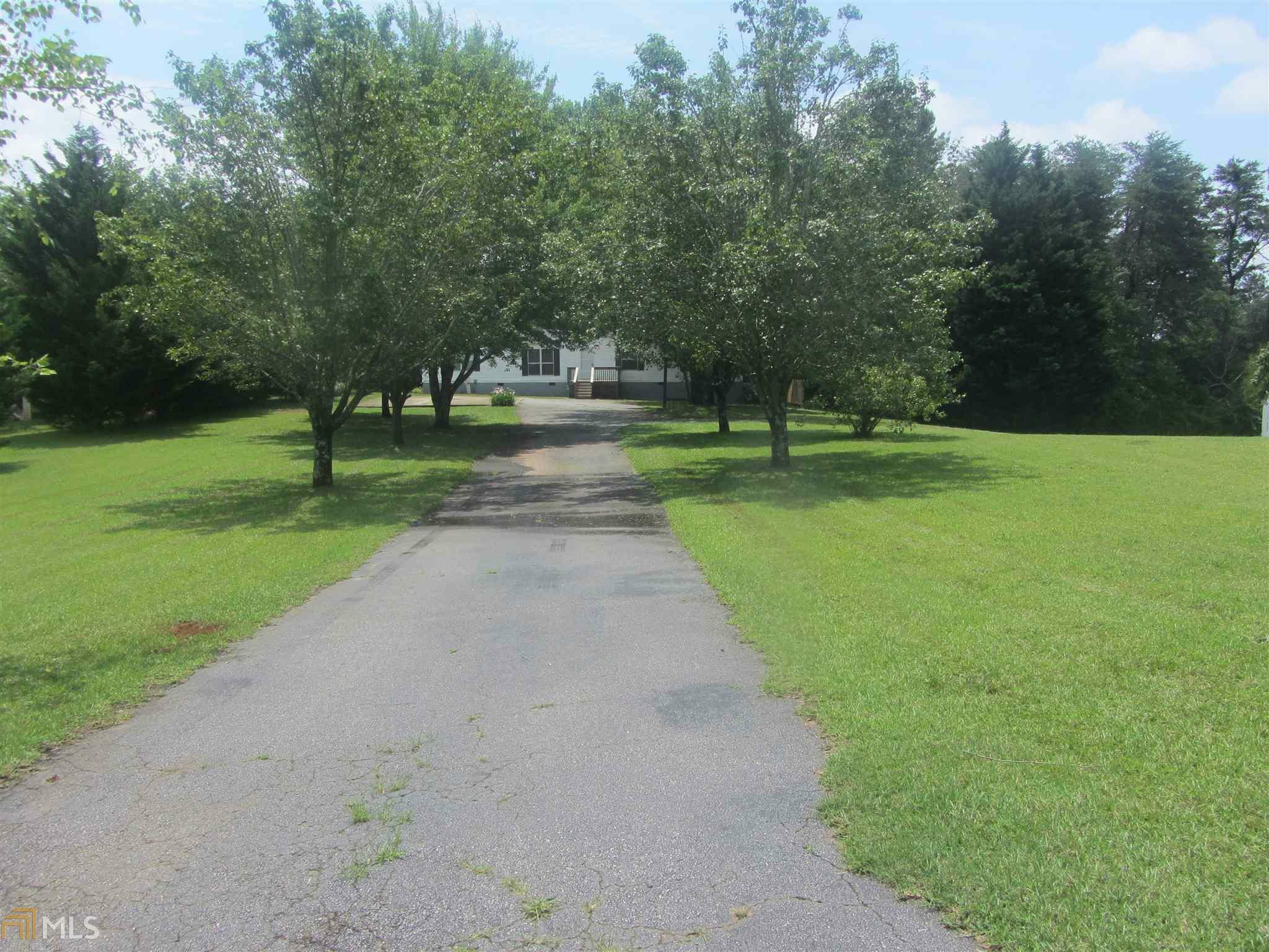 Property Photo:  120 Galahad Rd  GA 30533 