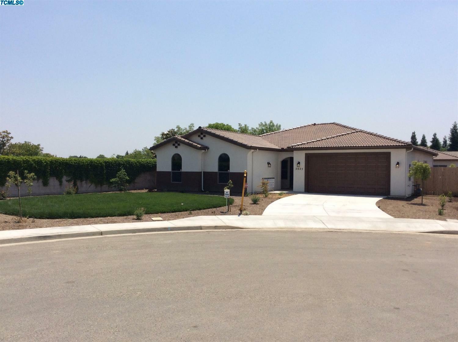 2025 E Copper Court  Visalia CA 93292 photo