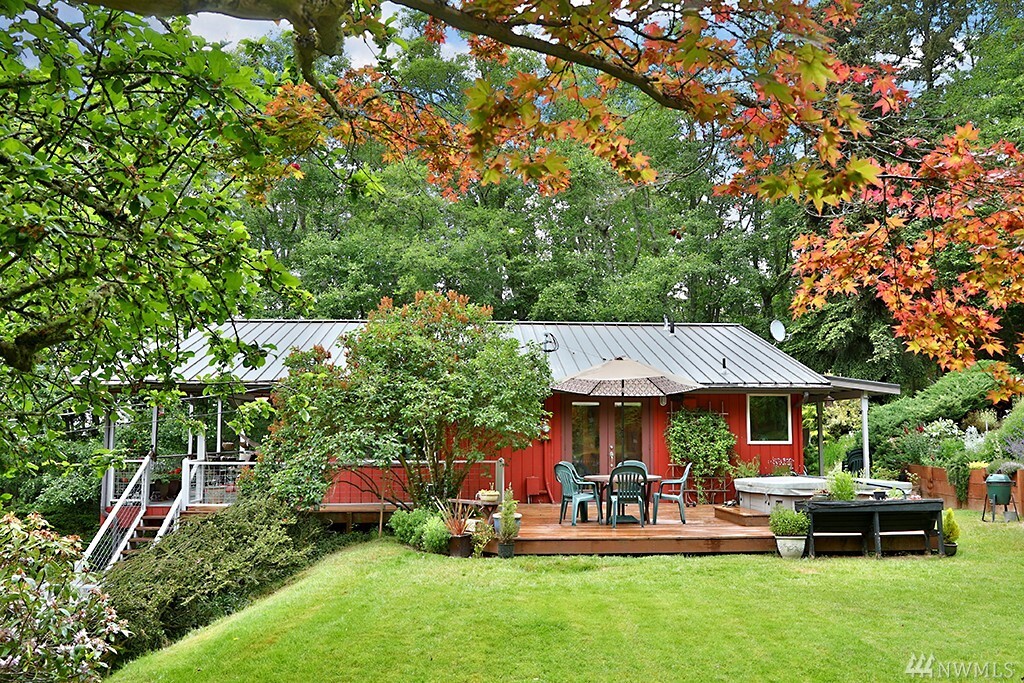 Property Photo: 1567 Roy Rd WA 98249