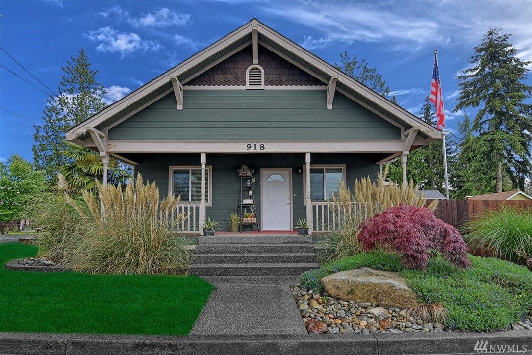 Property Photo: 918 Root Ave WA 98290
