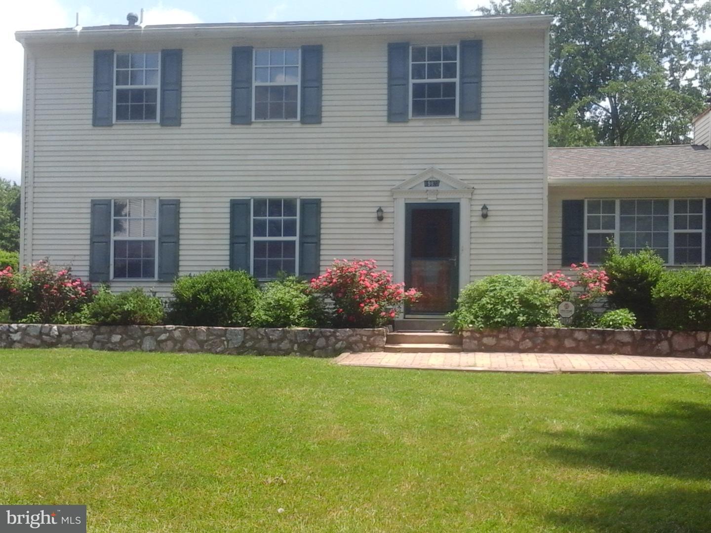 Property Photo: 19823 Chesley Knoll Drive MD 20879