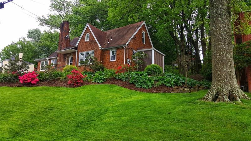 Property Photo:  133 Spring Grove Rd  PA 15235 