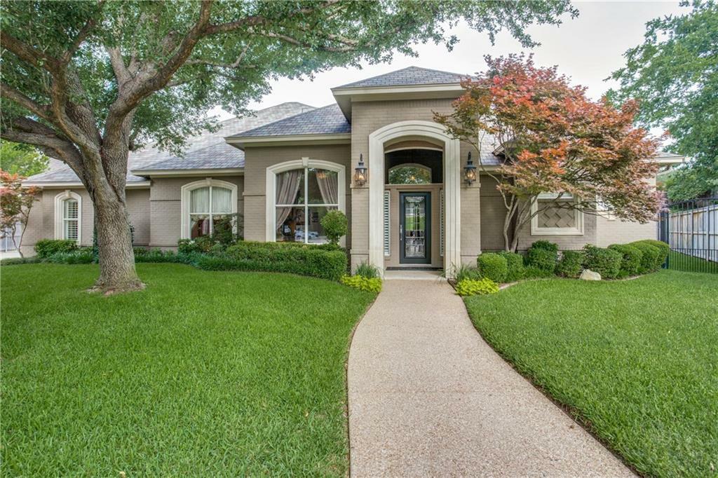 Property Photo:  2800 Riverwood Trail  TX 76109 