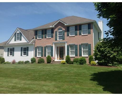 Property Photo: 67 Plantation Cir MA 01085