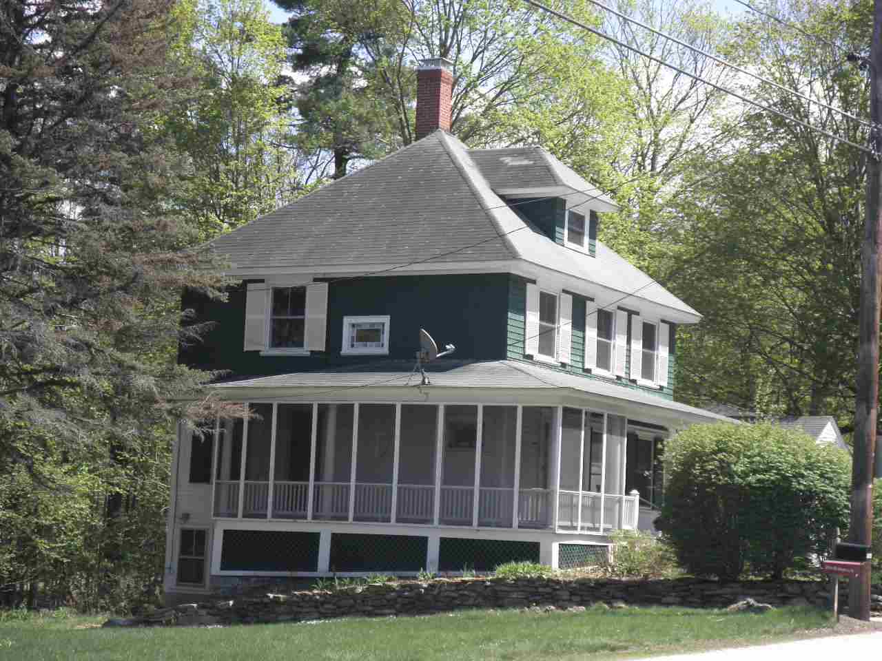 Property Photo:  144 Union Street  NH 03055 