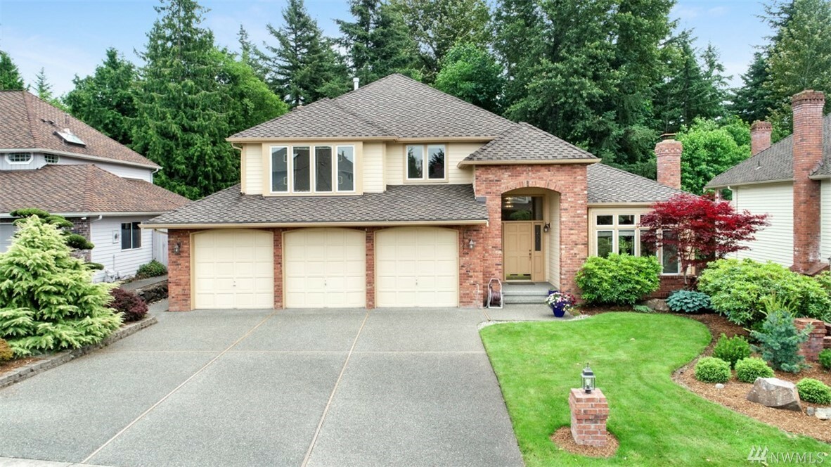 Property Photo:  13823 SE 188th St  WA 98058 