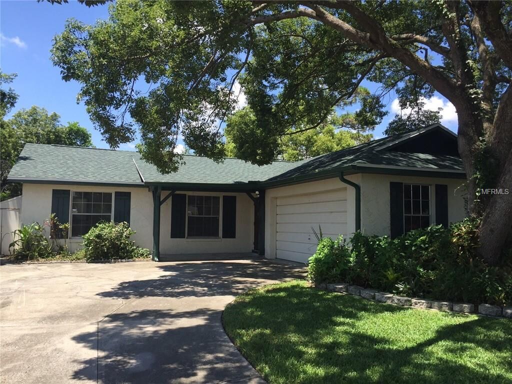 Property Photo: 3208 Dwarf Pine Avenue FL 32792