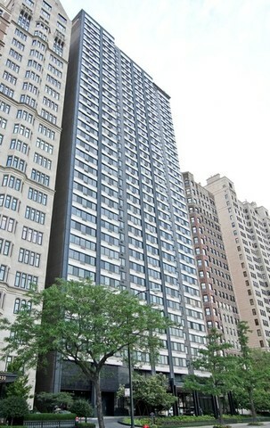 Property Photo:  1440 Lake Shore Drive 8B  IL 60610 