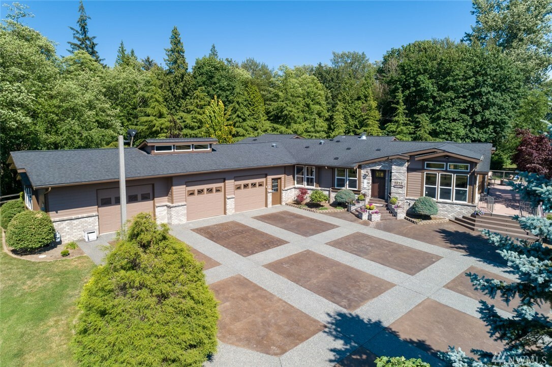 Property Photo:  6620 Vista Dr  WA 98248 