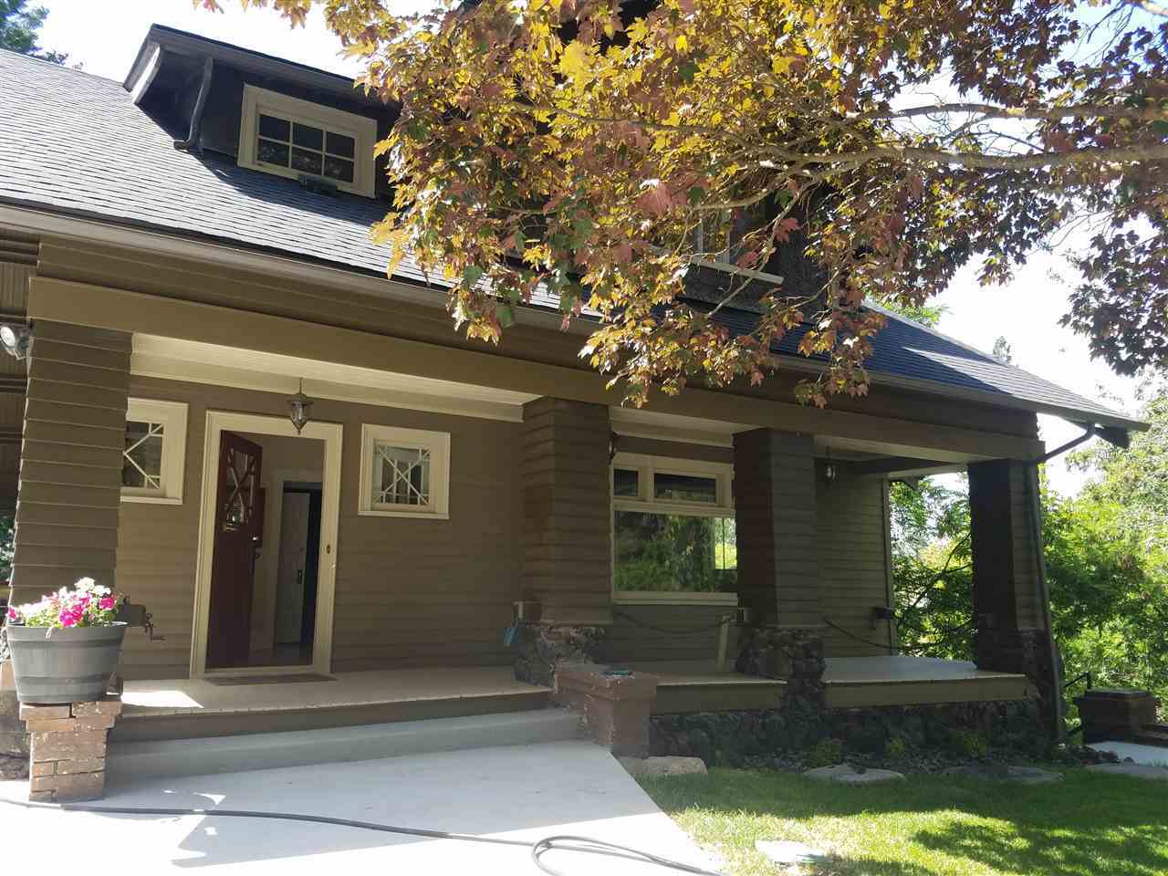 Property Photo:  807 W 12th Ave  WA 99204 