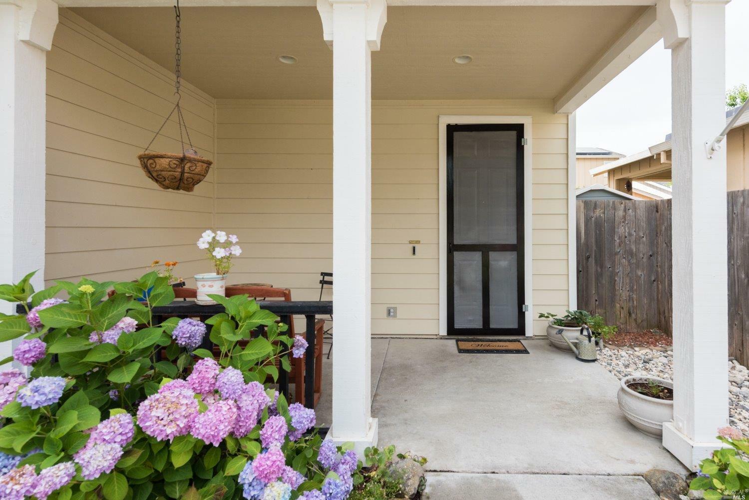 Property Photo:  4524 Earhart Avenue  CA 95407 