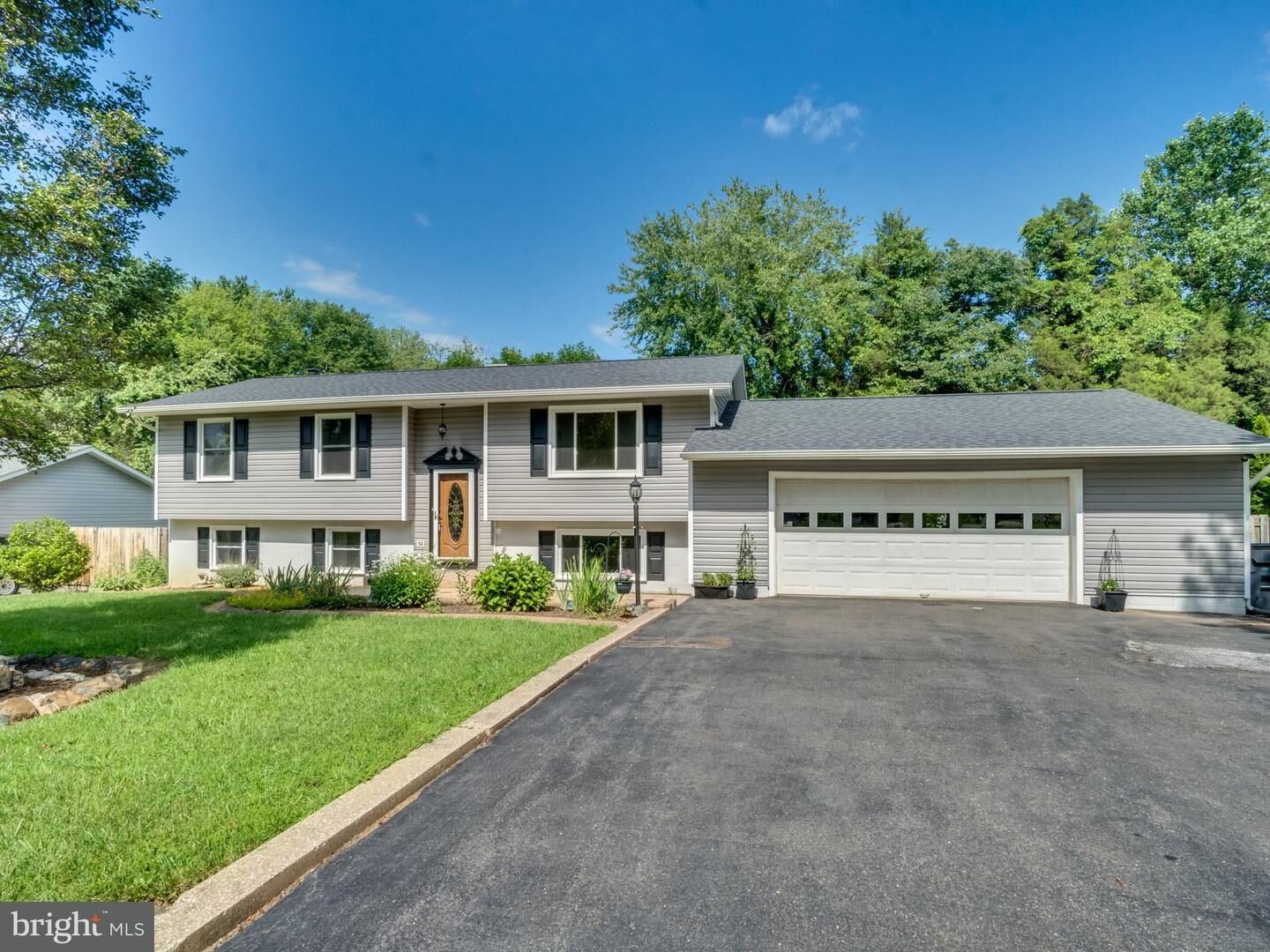 Property Photo: 105 Meadow Lane VA 22556
