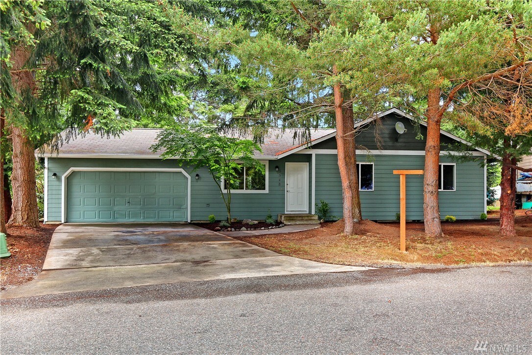 Property Photo:  5548 Vesel Ct  WA 98249 