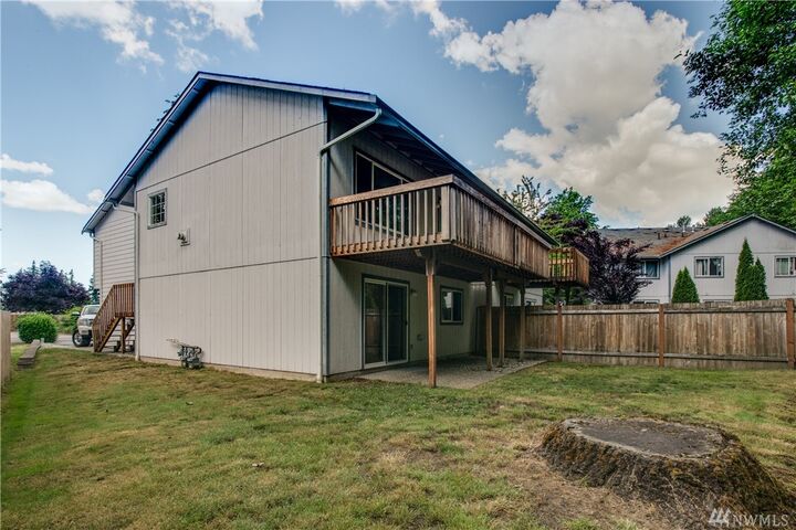 Property Photo: 6116 79th Place NE B WA 98270