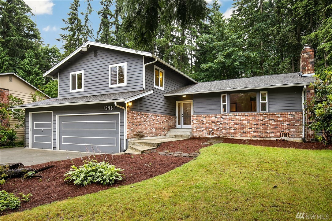 Property Photo:  15961 176th Ave NE  WA 98072 