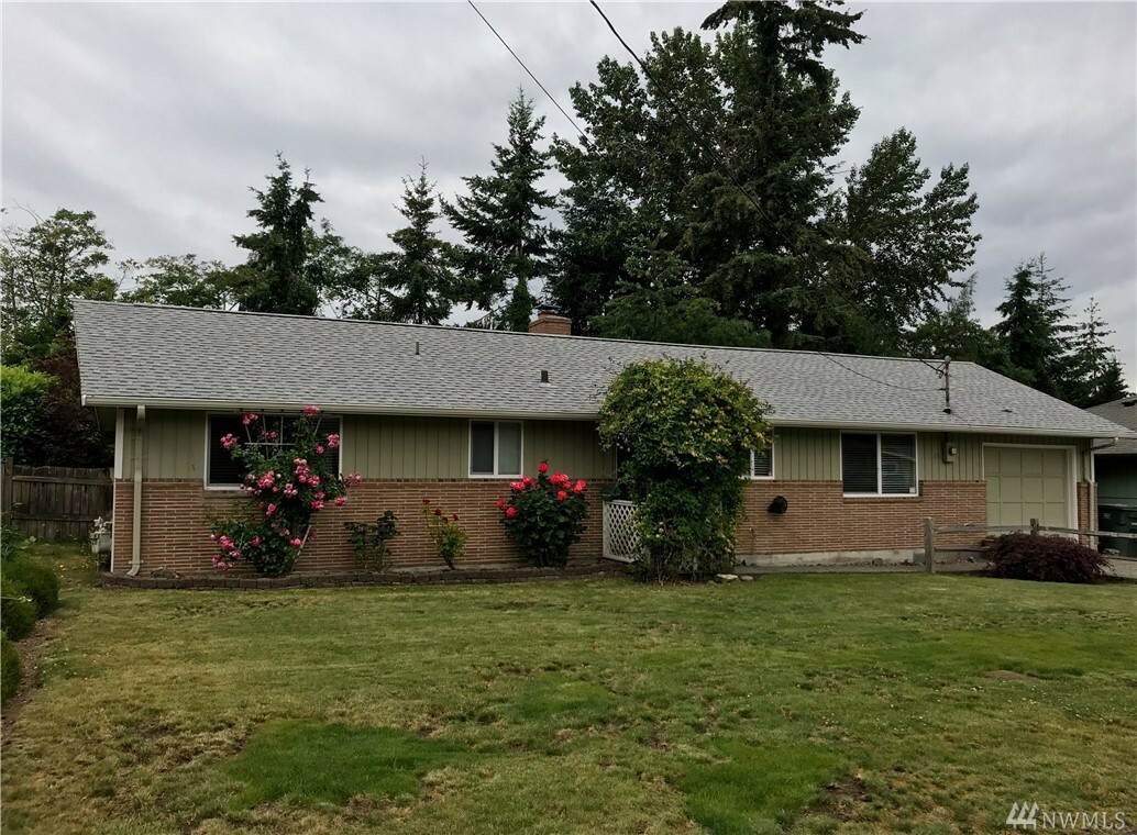 Property Photo:  5706 Highland Rd  WA 98203 