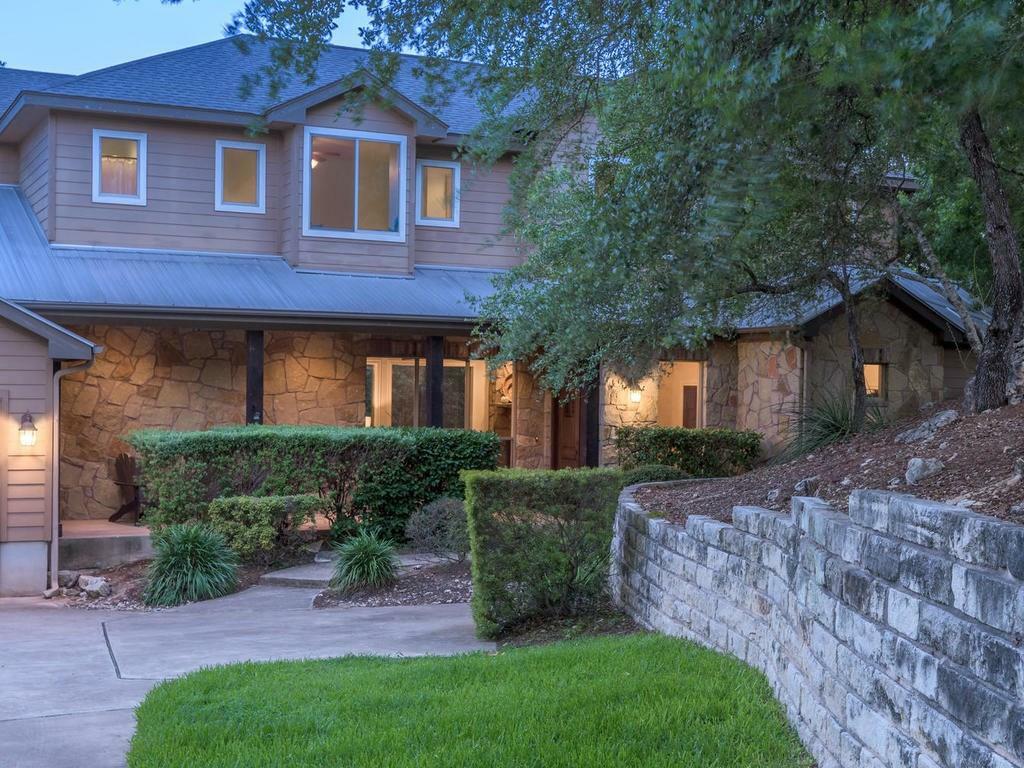 Property Photo: 1305 Canyon Edge Drive TX 78733