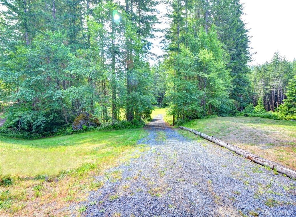 Property Photo:  13618 63rd Dr NW  WA 98292 