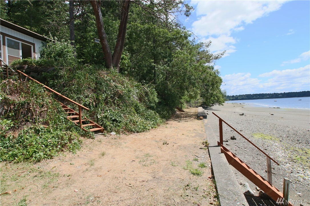 Property Photo:  1351 SE Somers Dr  WA 98584 