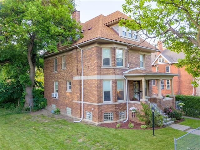 Property Photo: 81 Melbourne Street MI 48202