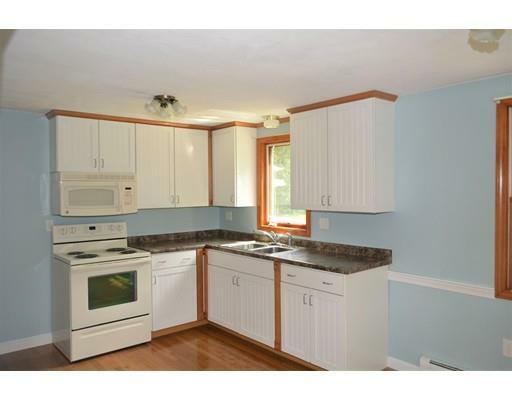 Property Photo: 5 Willow Street 5 MA 02035