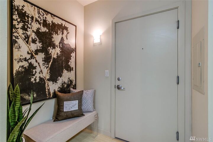 Property Photo:  3104 Western Ave 213  WA 98121 