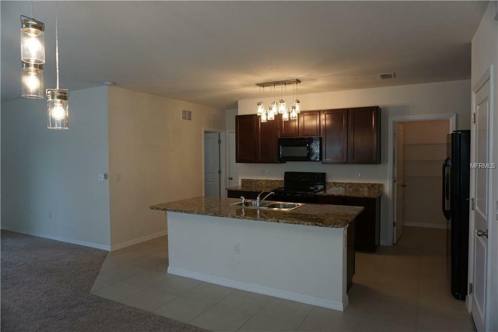 Property Photo:  4930 San Palermo Drive  FL 34208 