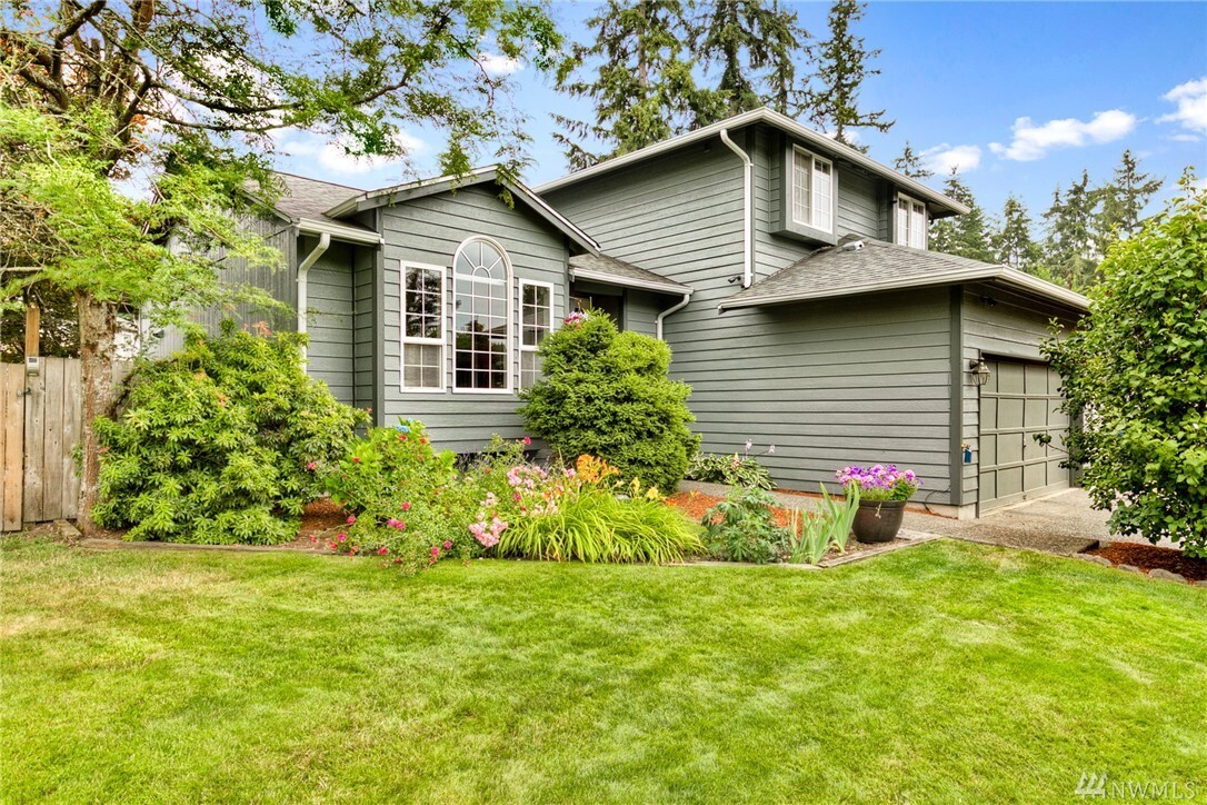 Property Photo: 20817 83rd St Ct E WA 98391