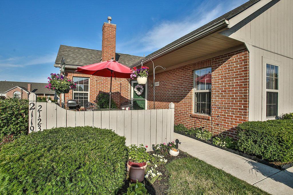 Property Photo: 2119 Ravine Woods Drive OH 43123