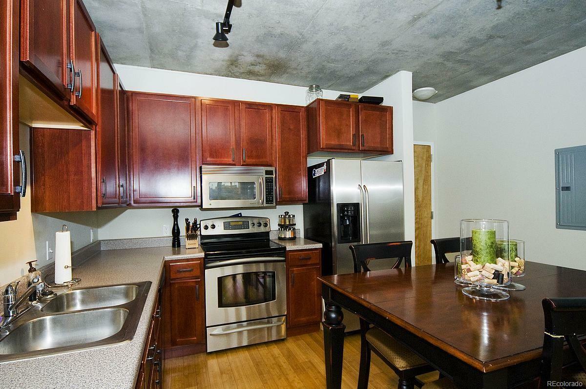 Property Photo:  1475 Delgany Street Unit 406  CO 80202 