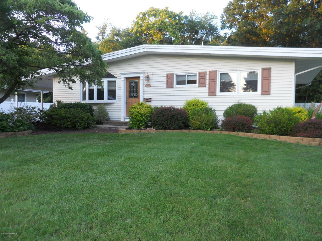 Property Photo:  240 Parkview Terrace E  NJ 07738 