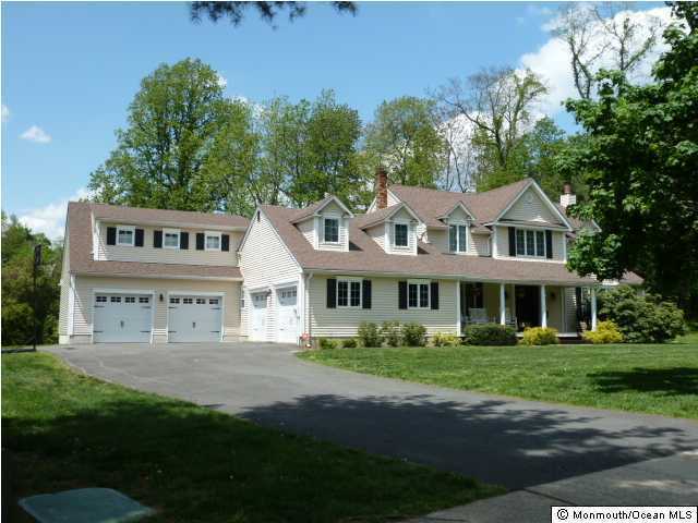 Property Photo:  7 McCutcheon Court  NJ 07748 