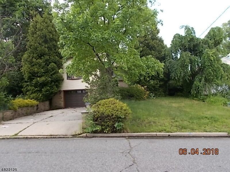 Property Photo:  201 Summit Ave  NJ 08863 