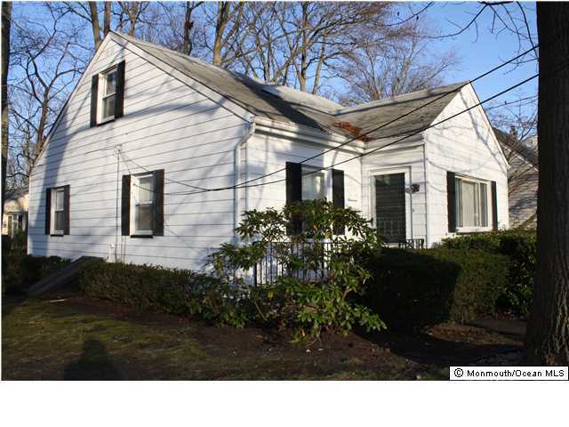 Property Photo:  19 Park Boulevard  NJ 07712 