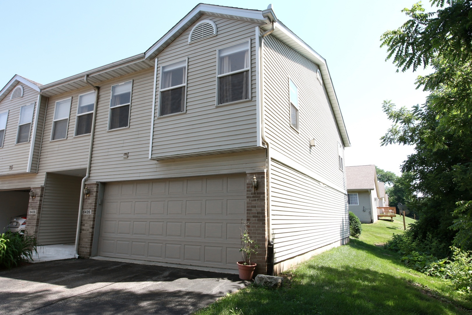 Property Photo:  6426 Reanna Way  IL 61111 
