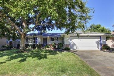 Property Photo:  31 Manley Court  CA 95820 