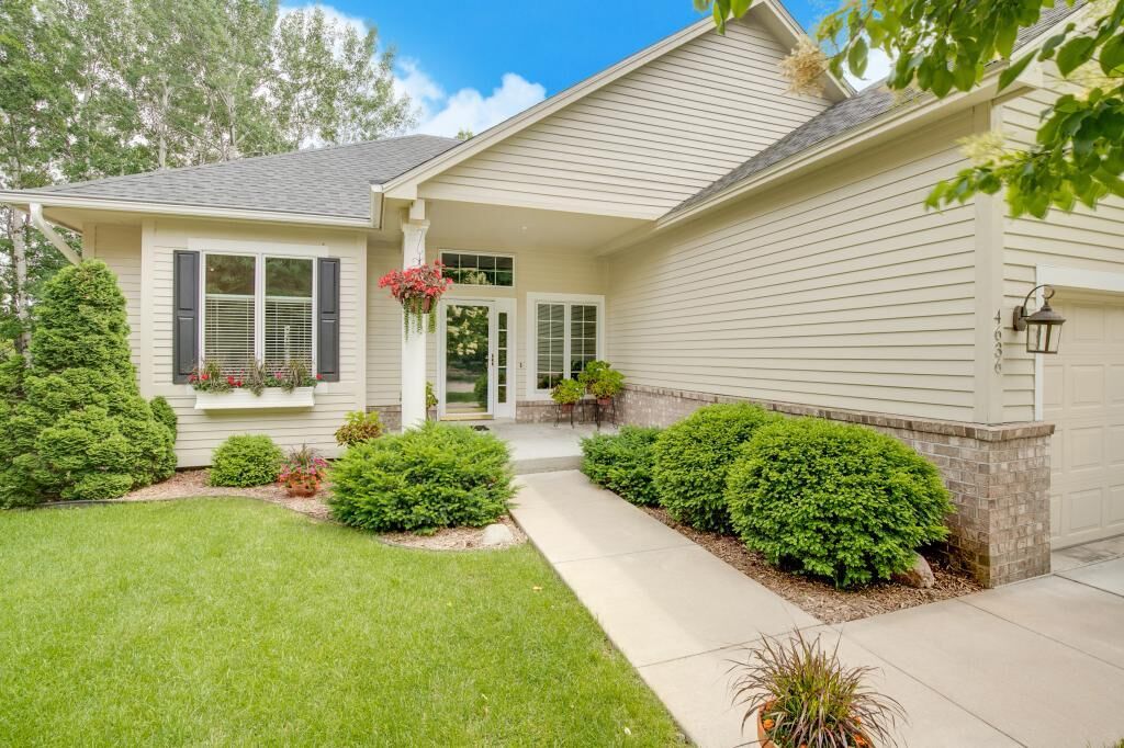 Property Photo: 4636 Westwood Lane MN 55122