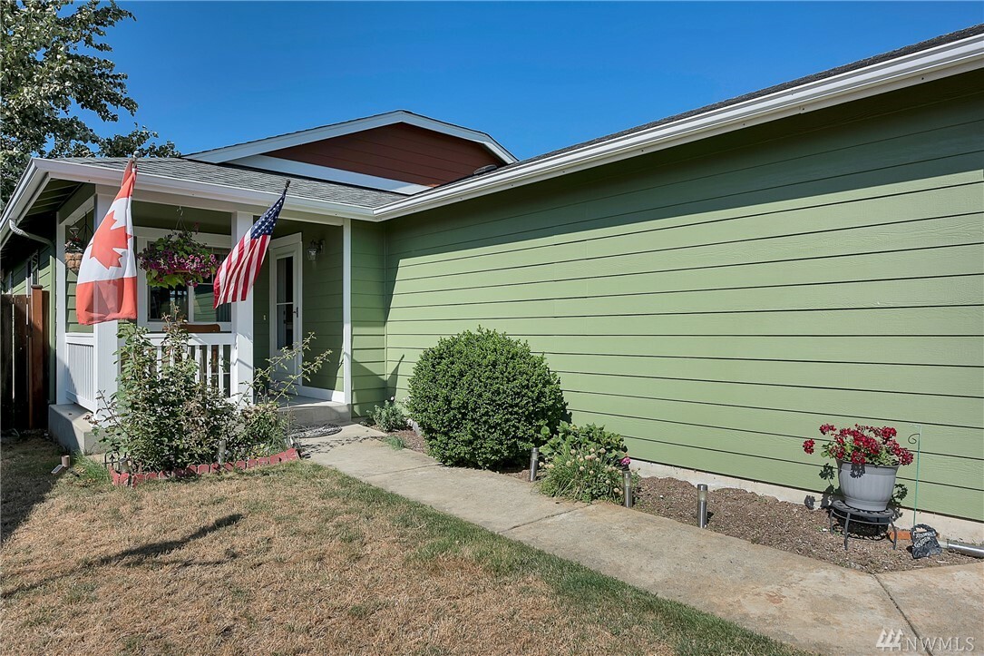 Property Photo: 4770 Abalone Wy WA 98230