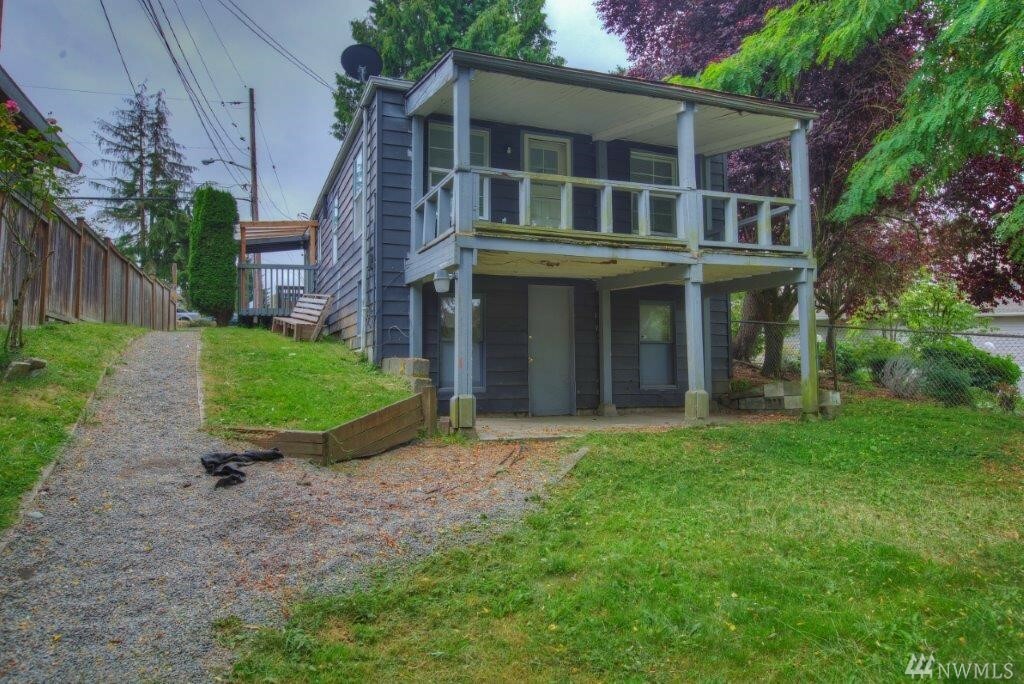 Property Photo:  3200 S 198th St  WA 98188 