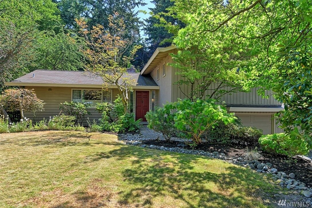 Property Photo:  16531 62nd Ave W  WA 98037 