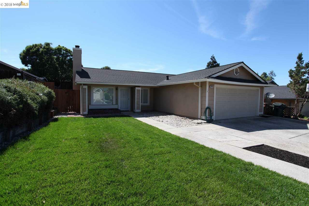 Property Photo:  4038 S Royal Links Cir  CA 94509 