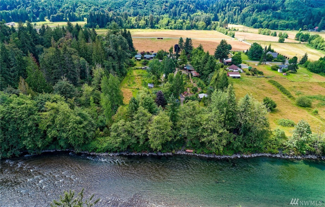 Property Photo: 21625 Entsminger Rd WA 98223