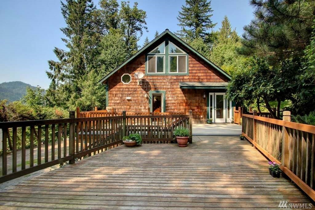 Property Photo:  4464 Mosquito Lake Rd  WA 98244 