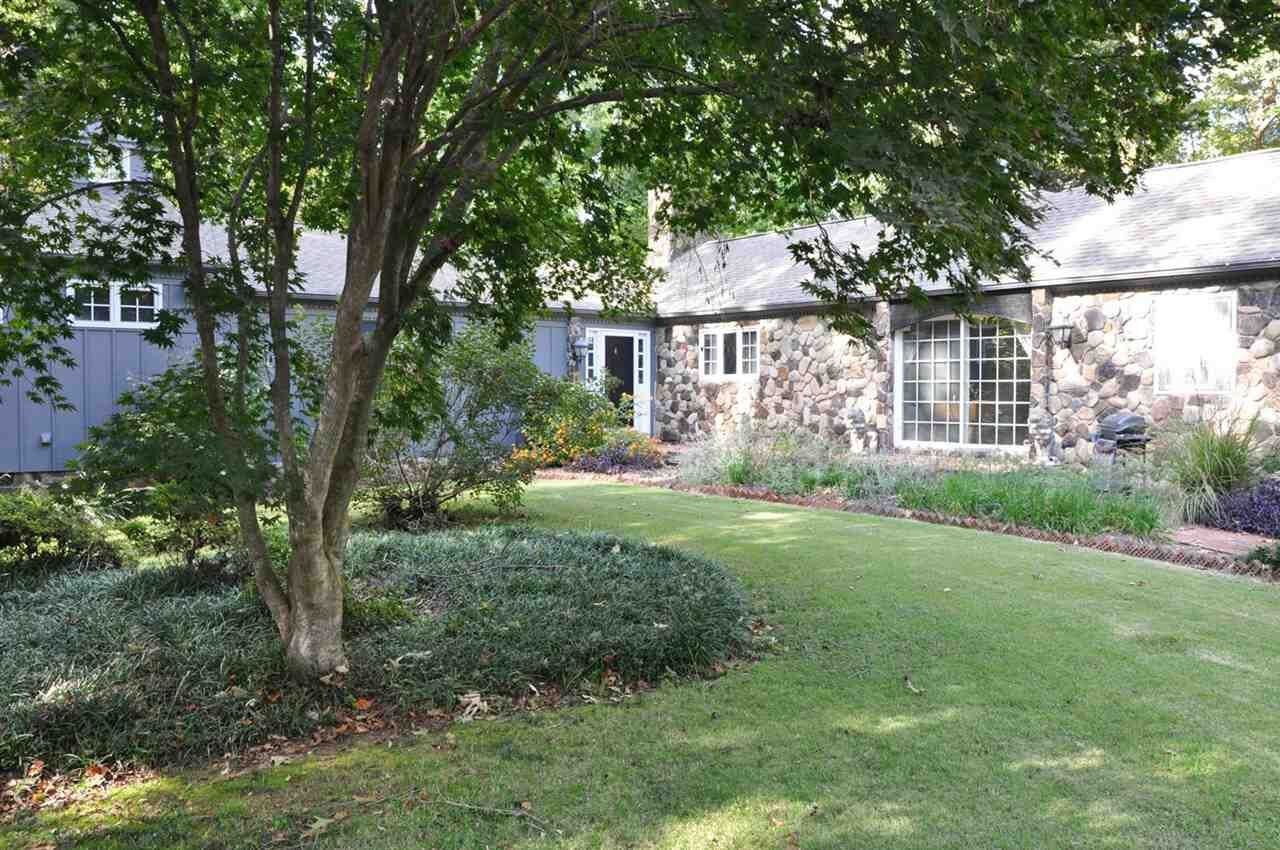 Property Photo:  380 Indian Creek Road  SC 29302 