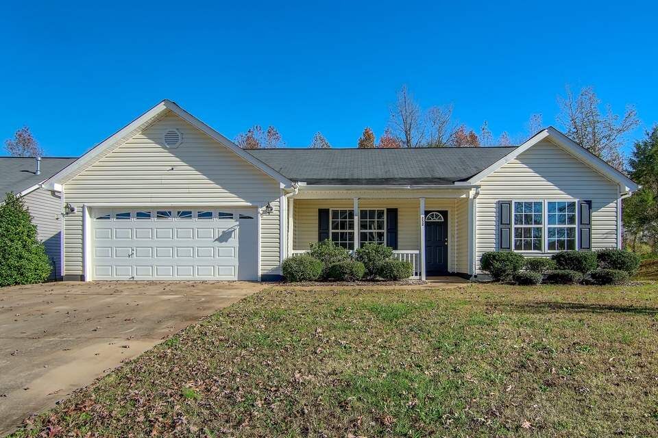 Property Photo:  252 Basswood Drive  SC 29376 