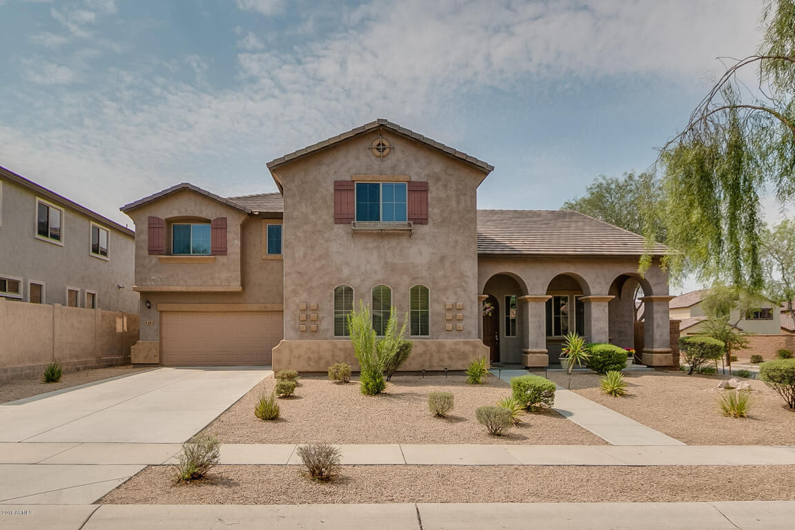 Property Photo: 2337 W Horsetail Trail AZ 85085