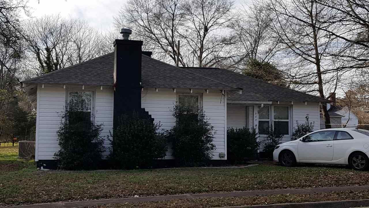Property Photo: 505 Wildwood Drive SC 29306